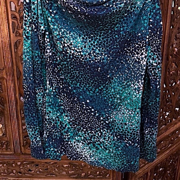 APT. 9 ESSENTIALS BLUE TURQUOISE AQUA BLUES GEOMETRIC PRINT LONG SLEEVE BLOUSE M - Picture 2 of 6